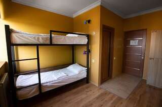 Хостелы Kantar Hostel Ереван Кровать в общем номере с 4 кроватями-6